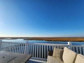 Property grounds - Stone Harbor Bar on the Bay (Middle Township)