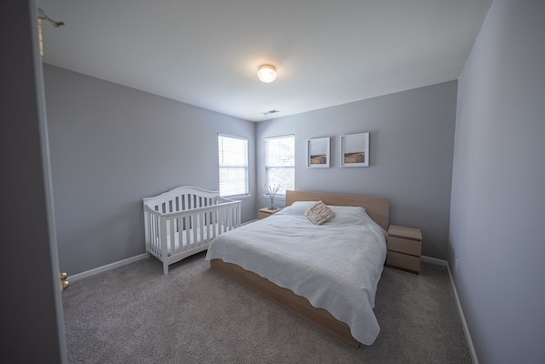 Room - Entire House Rental Charlotte, NC (Pineville)