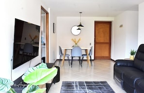 Interior - Apartment in Envigado with excellent location. (Envigado)
