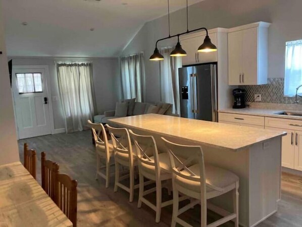 Interior - Carols St. Pete/Gulfport 3 bed/2 bath (St. Petersburg)