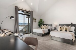 4 sovrum, skrivbord, strykjärn/strykbräda och gratis wi-fi