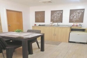 이그제큐티브 트리플룸 | 책상, 방음 설비, 다리미/다리미판, 무료 WiFi