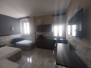 1 camera, ferro/asse da stiro, Wi-Fi gratuito, lenzuola