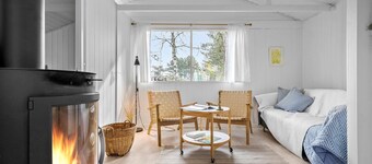 Nice home in Store Fuglede with WiFi