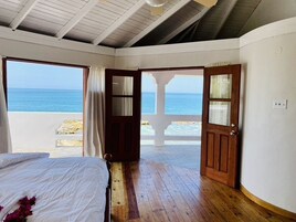 Double Room | In-room safe, free WiFi, bed sheets