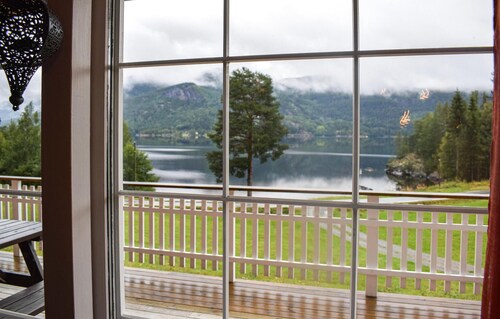 Amazing home in Vrådal