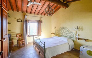 4 Schlafzimmer, kostenloses WLAN, Bettwäsche