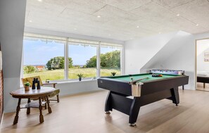 Spielezimmer
