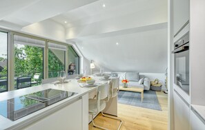 Dining - 2 bedroom gorgeous apartment in Tossens (Tossens)
