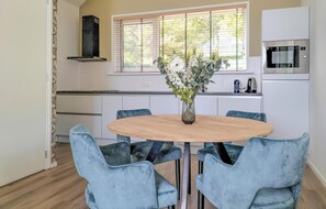 Dining - Lovely home in Oosterwolde with WiFi (Oosterwolde)
