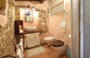 Bathtub - 3 bedroom beautiful home in Camaiore (Camaiore)