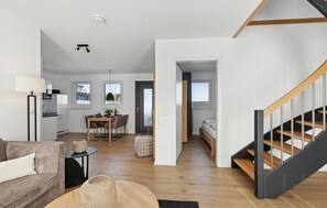 TV, fireplace - Awesome apartment in Winterberg with sauna (Winterberg)