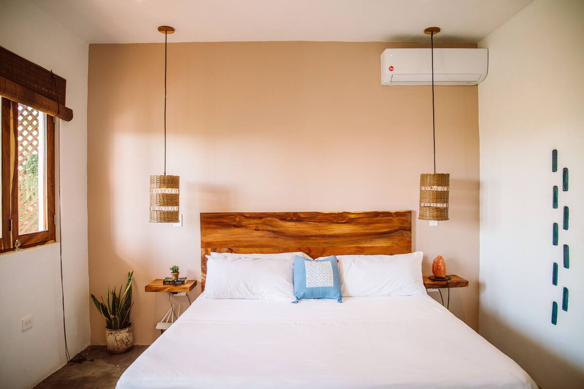 1 bedroom, premium bedding, pillow-top beds, free WiFi