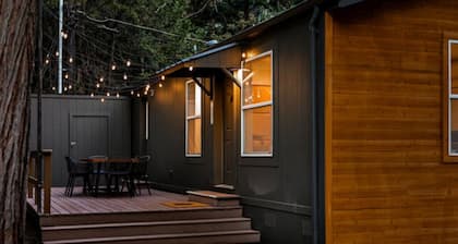 Modern Cabin - (Pine)