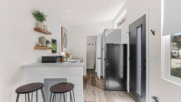 Fridge, microwave, stovetop, toaster