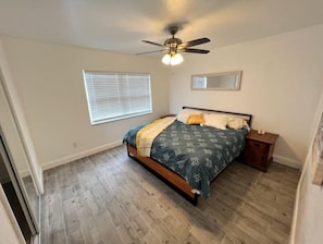2 bedrooms, desk, free WiFi, bed sheets