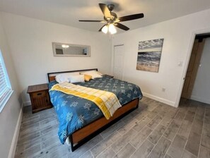 2 bedrooms, desk, free WiFi, bed sheets