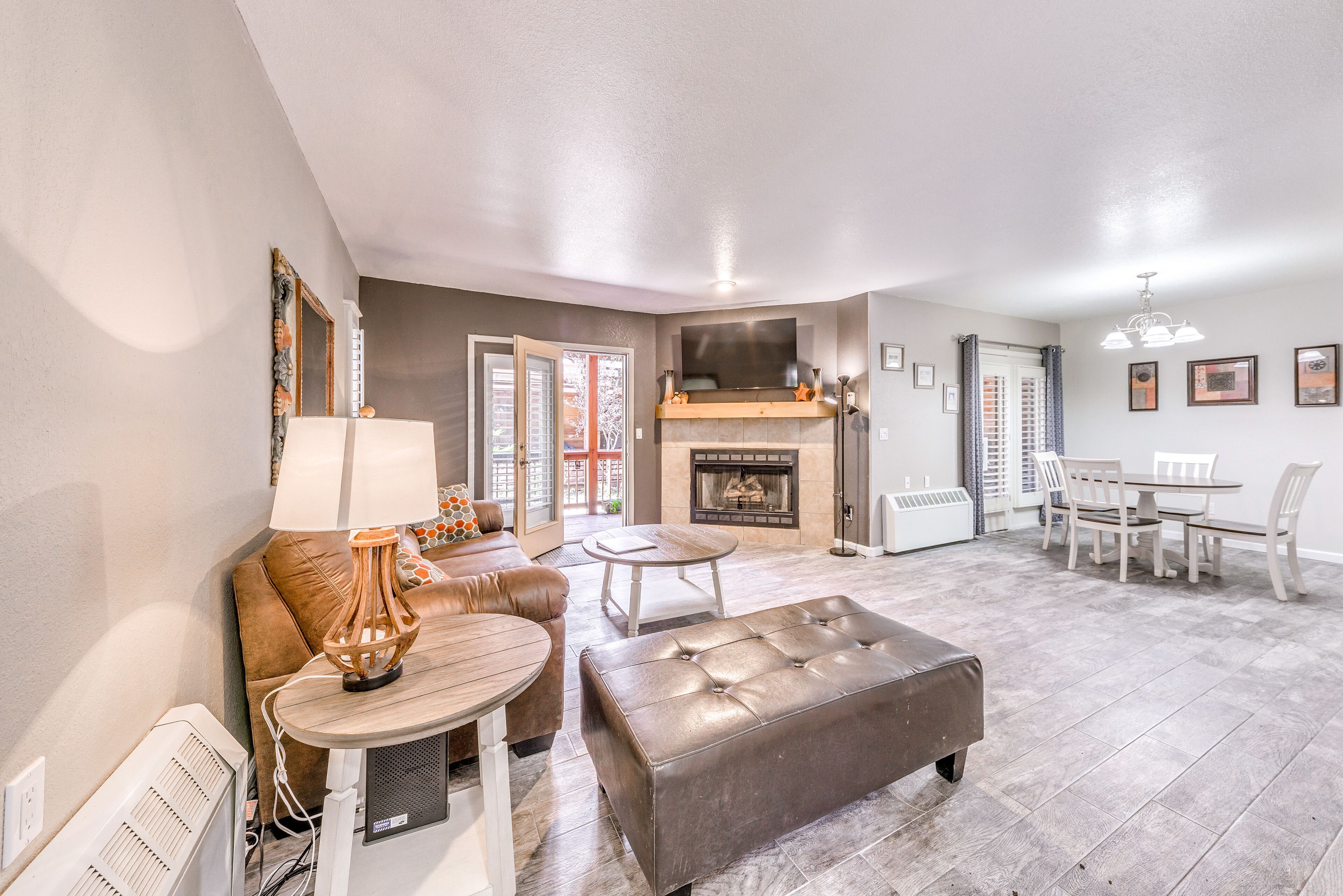 Pet-Friendly Ruidoso Condo w/ Grill & Fireplace!