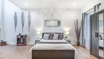 1 habitación, decoración personalizada y muebles diferentes