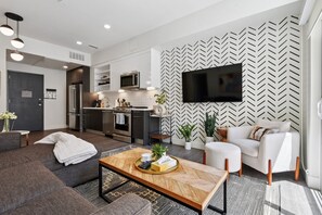 Condo, Multiple Beds, Kitchen, City View (2880(U307) EcoLoft City Views) | Living area | 40-cm TV with digital channels