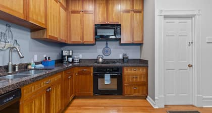 Lovely Historic Home in St Louis - JZ Vacation Rentals