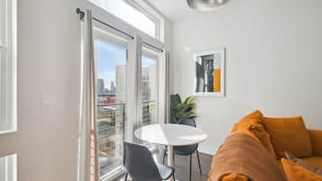 Condo, 1 King Bed, Balcony (Unit 400) | Living area