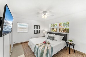 4 chambres, fer et planche à repasser, accès au Wi-Fi (inclus)