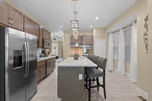 House, Multiple Beds, Patio, City View | Private kitchen | Fridge, microwave, oven, stovetop - Red Brick Hideaway | JZ Vacation Rentals (St. Louis)