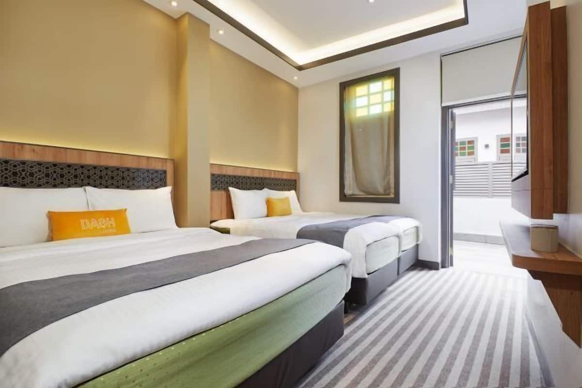 In-room safe, desk, iron/ironing board, free WiFi
