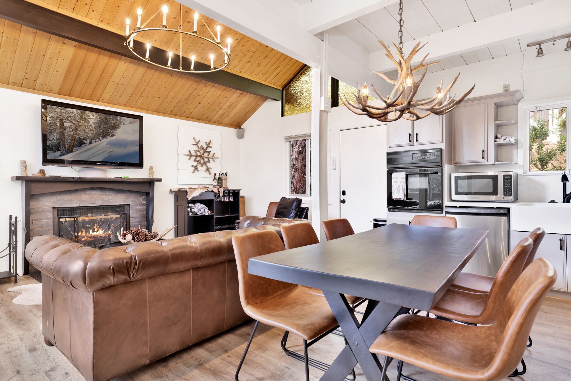 Tomeny Cabin Big Bear- Relaxing Moonridge Retreat Chalet