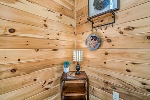 Interior - Couples Getaway! Mtn Views! Hot Tub! Location! (Pigeon Forge)