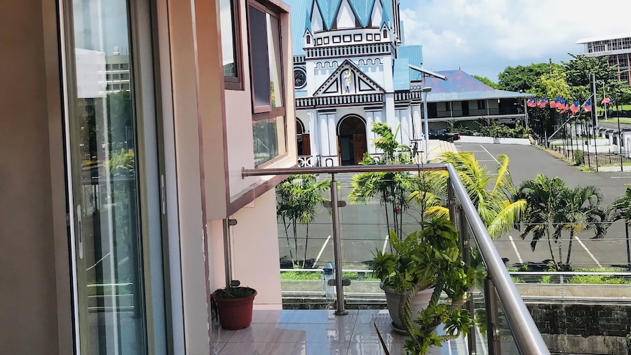 Tauese Seaview Hotel