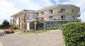 Exterior - Studio with air conditioning, balcony and pool (Peschiera del Garda)