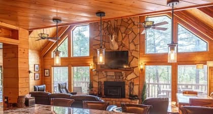 The Lodge-Large Cabin, 17 Acres | Playground | Forest Access