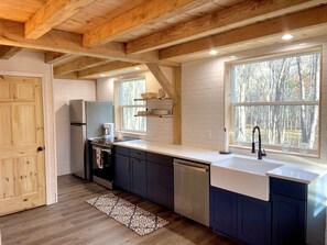 Mikrowelle, Ofen, Herdplatte, Geschirrspüler