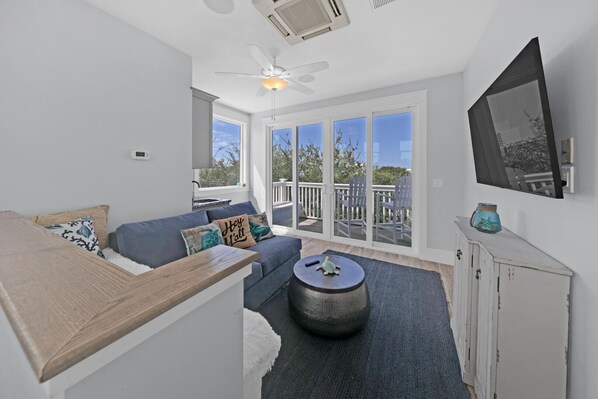 TV - Sea Suite-Beach View-30A-Large Hot tub-Outdoor Space (Santa Rosa Beach)