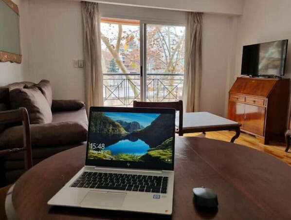 Smart TV - Comfortable & Stylish: Modern Apartment in the heart of Buenos Aires (Buenos Aires)