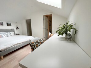 1 soverom, strykejern/-brett, wi-fi og sengetøy