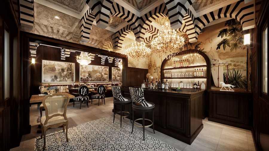 V Maison Boutique Hotel