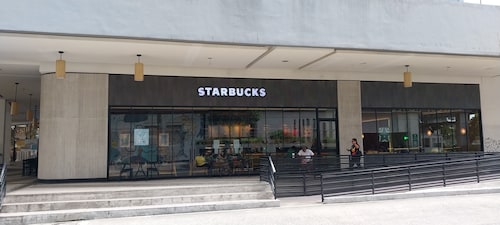 Alps Condotel at 150 NAIA T3