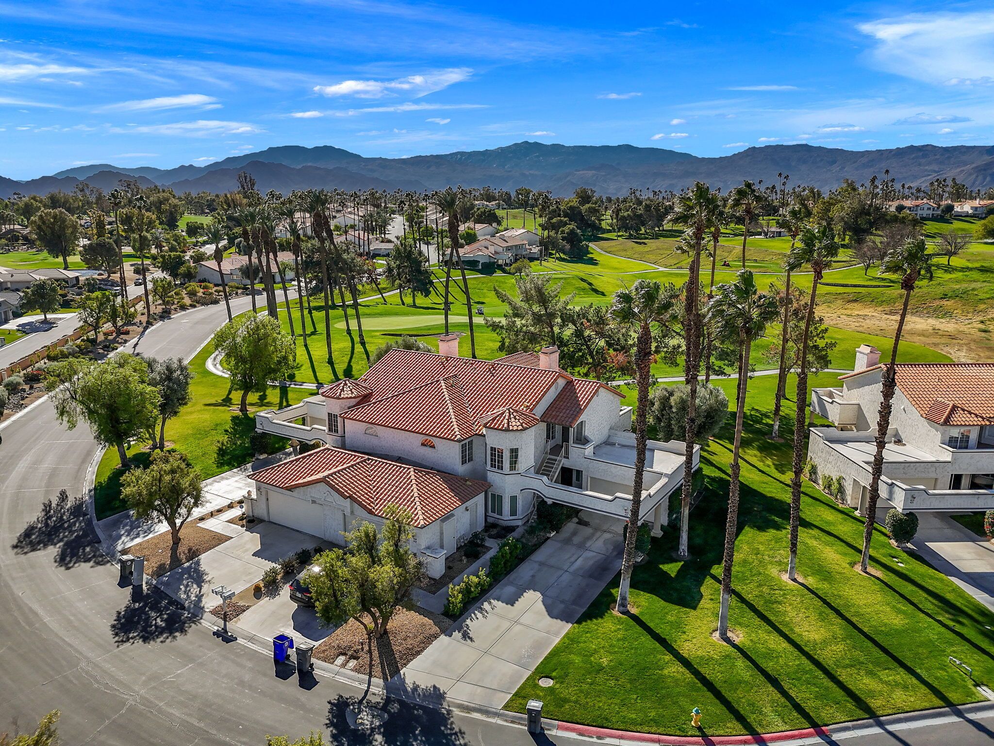 Charming Unit in Desert Falls CC