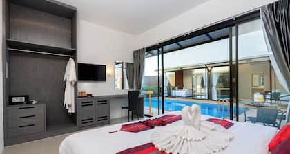 Thames Tara Private Pool Villa Rawai Phuket