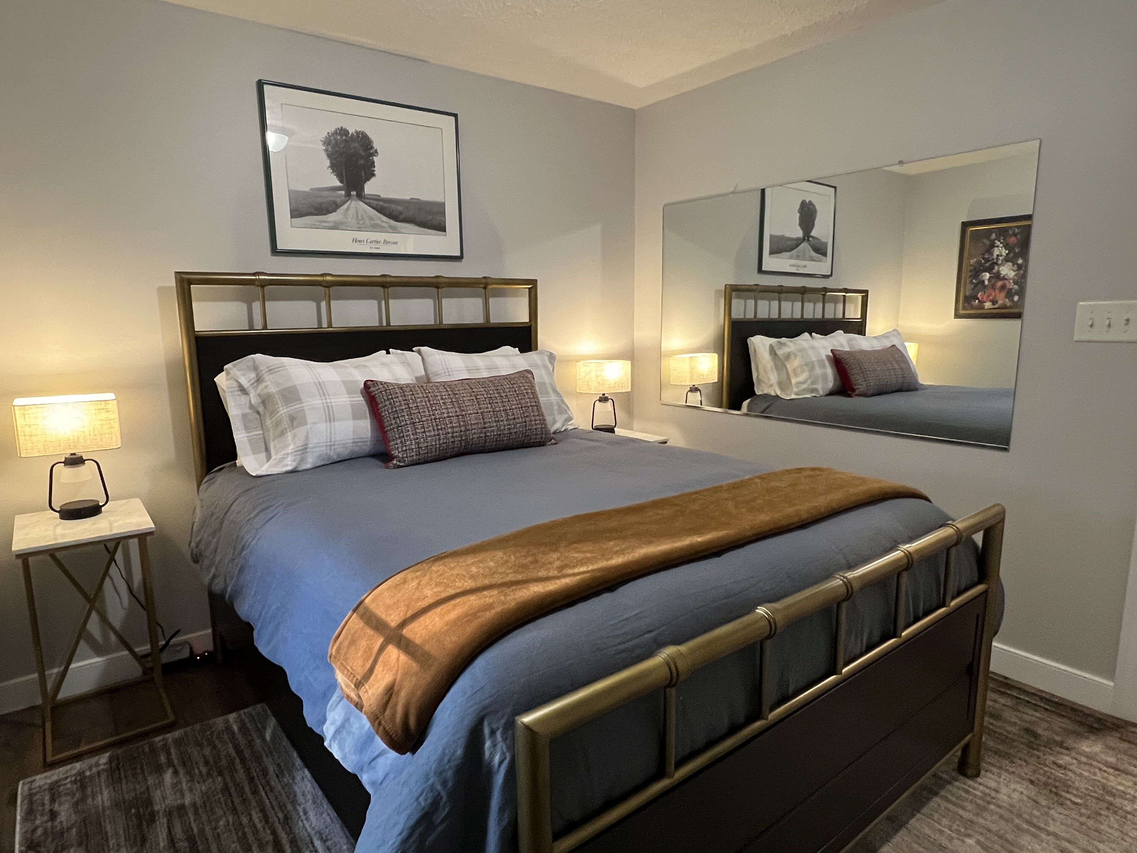 3 dormitorios, tabla de planchar con plancha, wifi gratis y ropa de cama