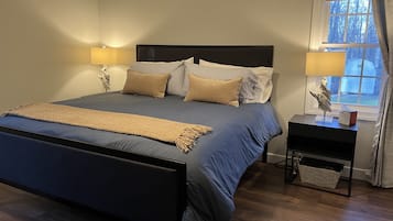 3 bedrooms, iron/ironing board, free WiFi, bed sheets