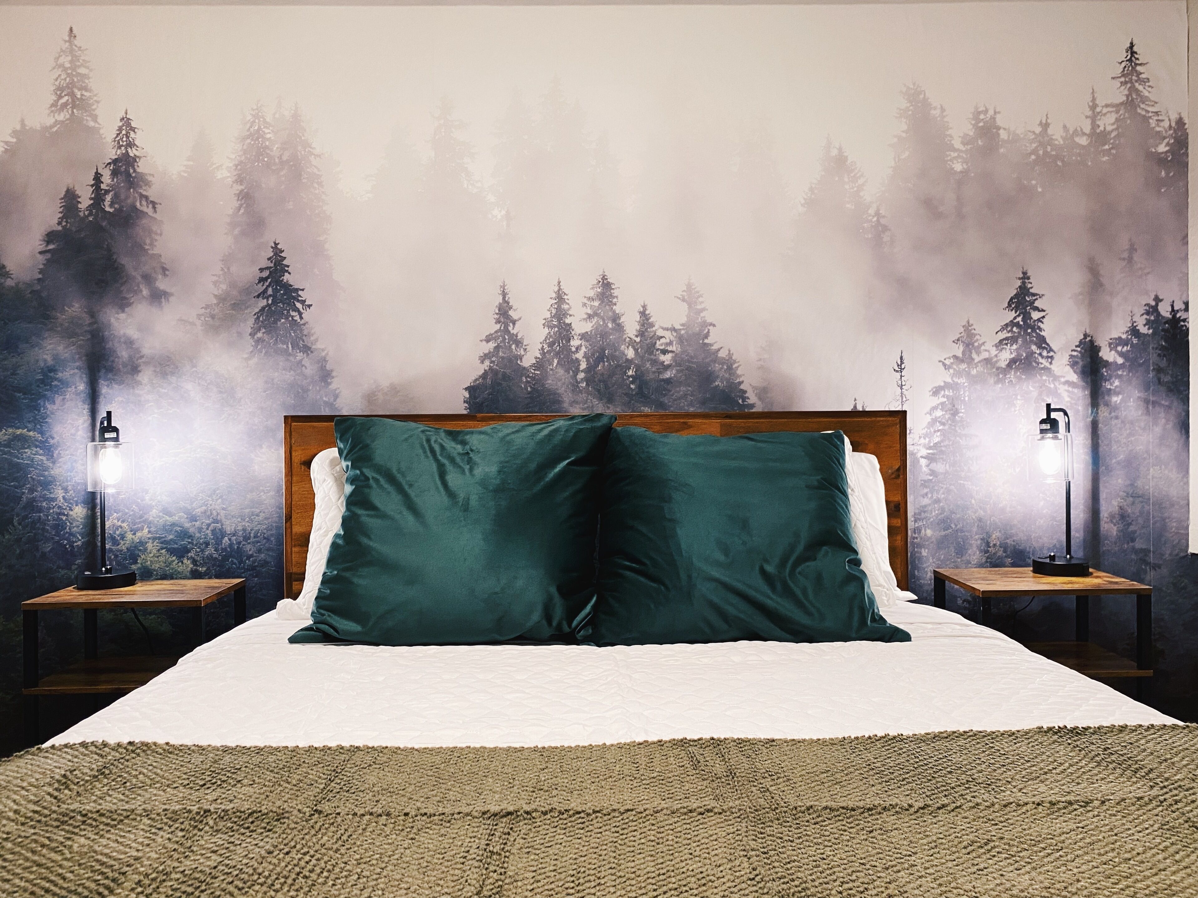 6 bedrooms, iron/ironing board, travel crib, WiFi