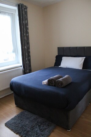 2 bedrooms, iron/ironing board, WiFi, bed sheets - Lovely 2-Bed Apartment in London (London)