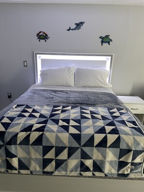1 bedroom, iron/ironing board, free WiFi, bed sheets