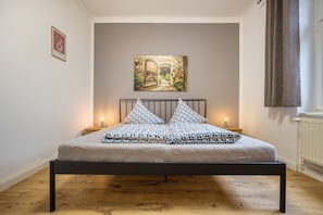 1 soverom, wi-fi (inkludert) og sengetøy