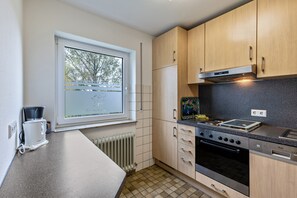 KylskÄp, ugn, spishÀll och diskmaskin