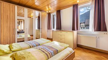 3 chambres, fer et planche Ă repasser, Wi-Fi gratuit, draps fournis